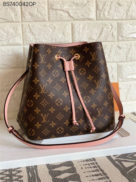 louis vuitton néonoé bb price|lv neonoe bucket bag.